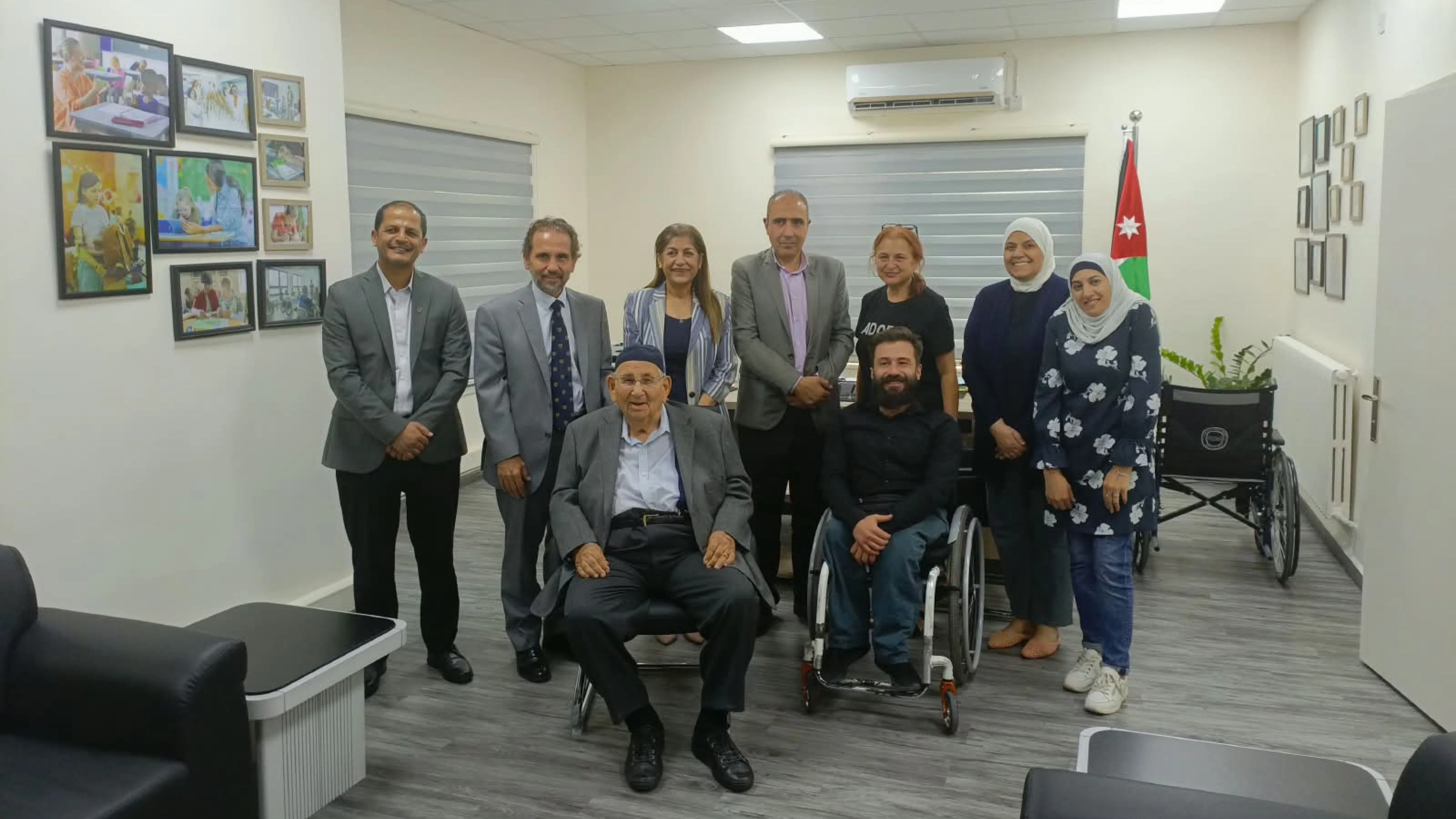 الأمير رعد بن زيد يزور الأكاديمية الملكية للتعليم الدامج