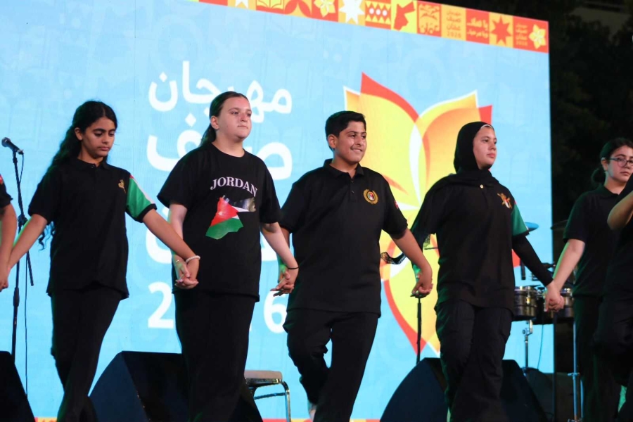 فرق مركز زها الثقافي تختتم مشاركتها في مهرجان الفحيص 33 ضمن موسم حافل بالمشاركات الوطنية