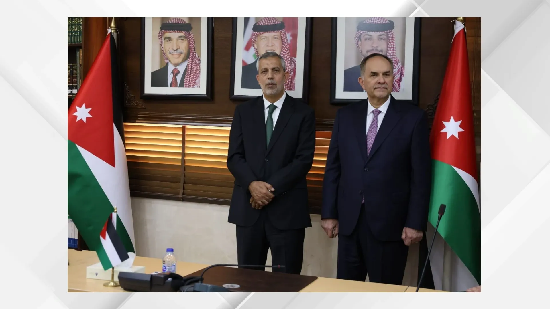 17 محاميا يؤدون اليمين القانونية أمام وزير العدل