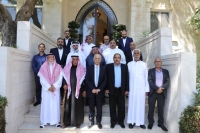 رئيس الديوان الملكي يلتقي وفدا من أبناء عشيرة العزي من البادية الشمالية