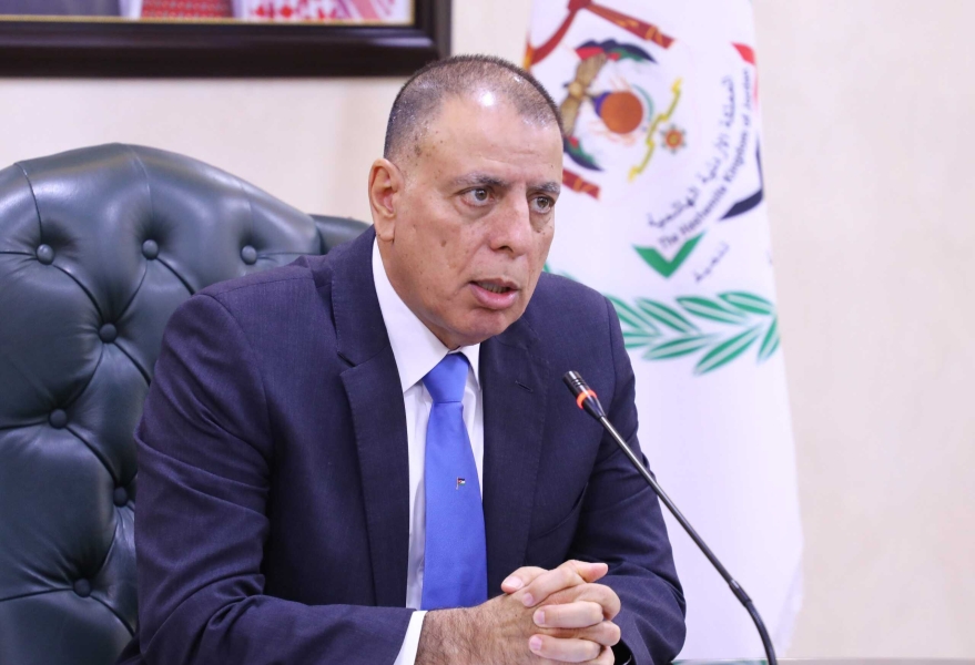 وزير الداخلية يترأس اجتماع اللجنة العليا للإصلاح والتأهيل
