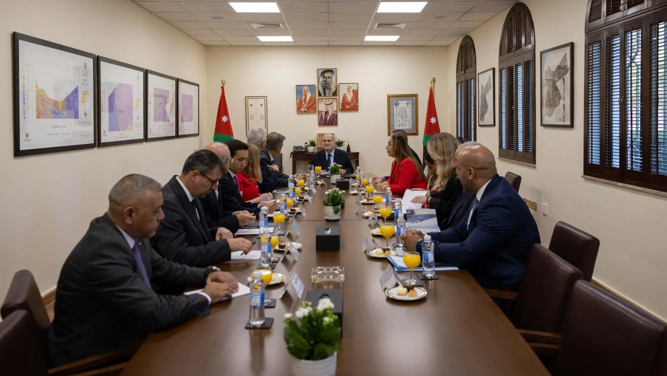 الأمير الحسن يستقبل وفدا برلمانيا فرنسيا