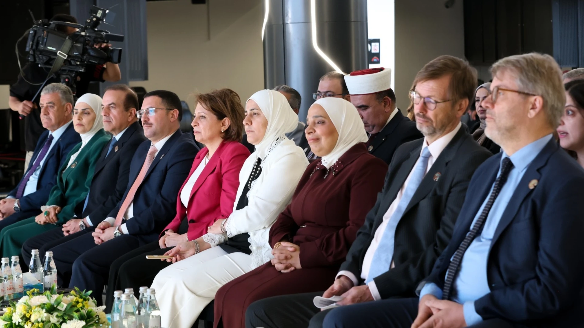 إطلاق الإطار الوطني لمعايير التحول الرقمي لقياس النضج الرقمي في القطاع العام