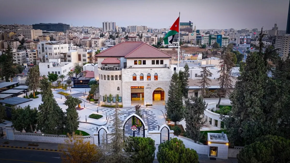 مجلس الوزراء يُقر مشروعات قوانين وأنظمة وقرارات تتعلق بالناقل الوطني للمياه وأمن الطاقة وترشيد استهلاكها واستدامة سلاسل التزويد والإمداد ودعم المزارعين
