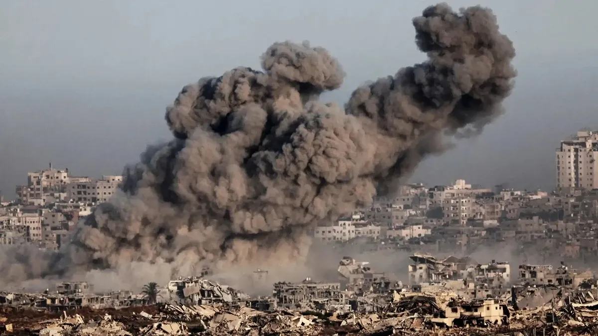 استشهاد فلسطيني وإصابة آخرين في قصف إسرائيلي على قطاع غزة