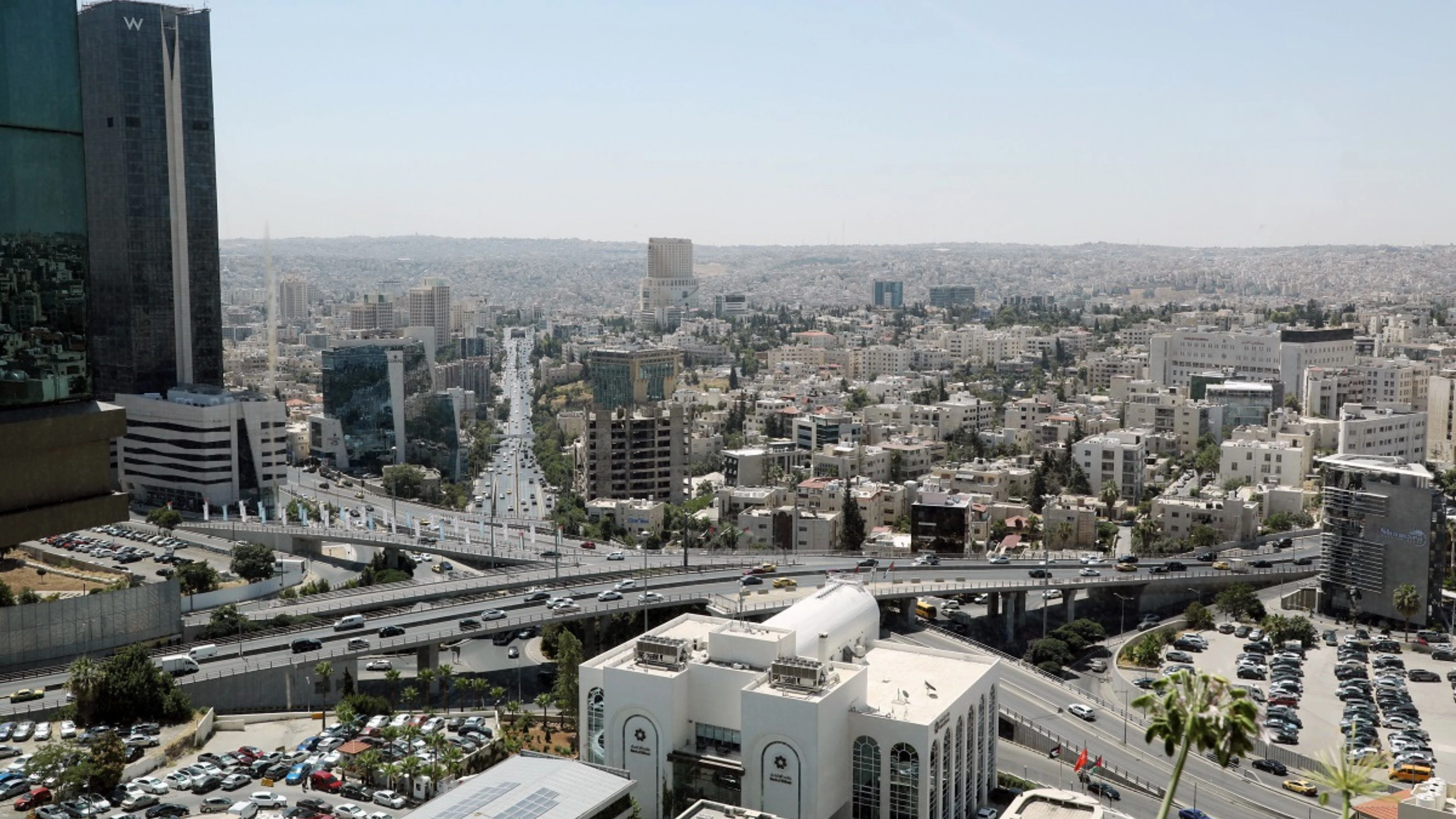 أجواء معتدلة في أغلب المناطق حتى الإثنين