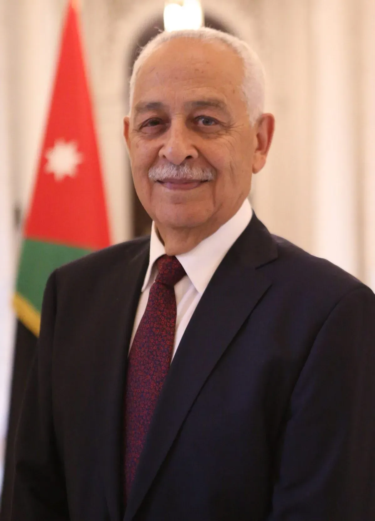 العيسوي يفتتح معرض 