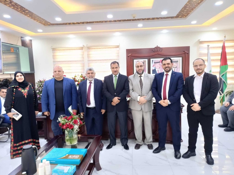 فرع الزرقاء في حزب الإصلاح يؤكد على أهمية التشاركية مع المؤسسات الرسمية والأهلية