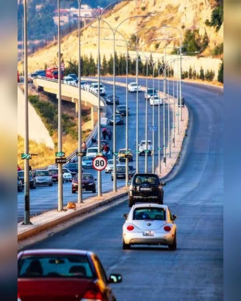 الأشغال تمضي في استكمال طريق السلط الدائري وطرح عطاء الجزأين الثالث والرابع