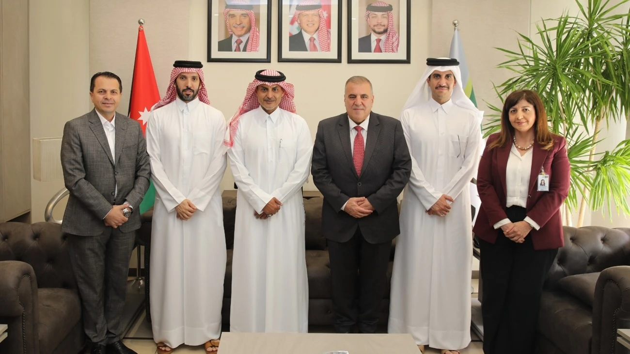 رئيس لجنة أمانة عمان يبحث مع السفير القطري سبل تعزيز التعاون