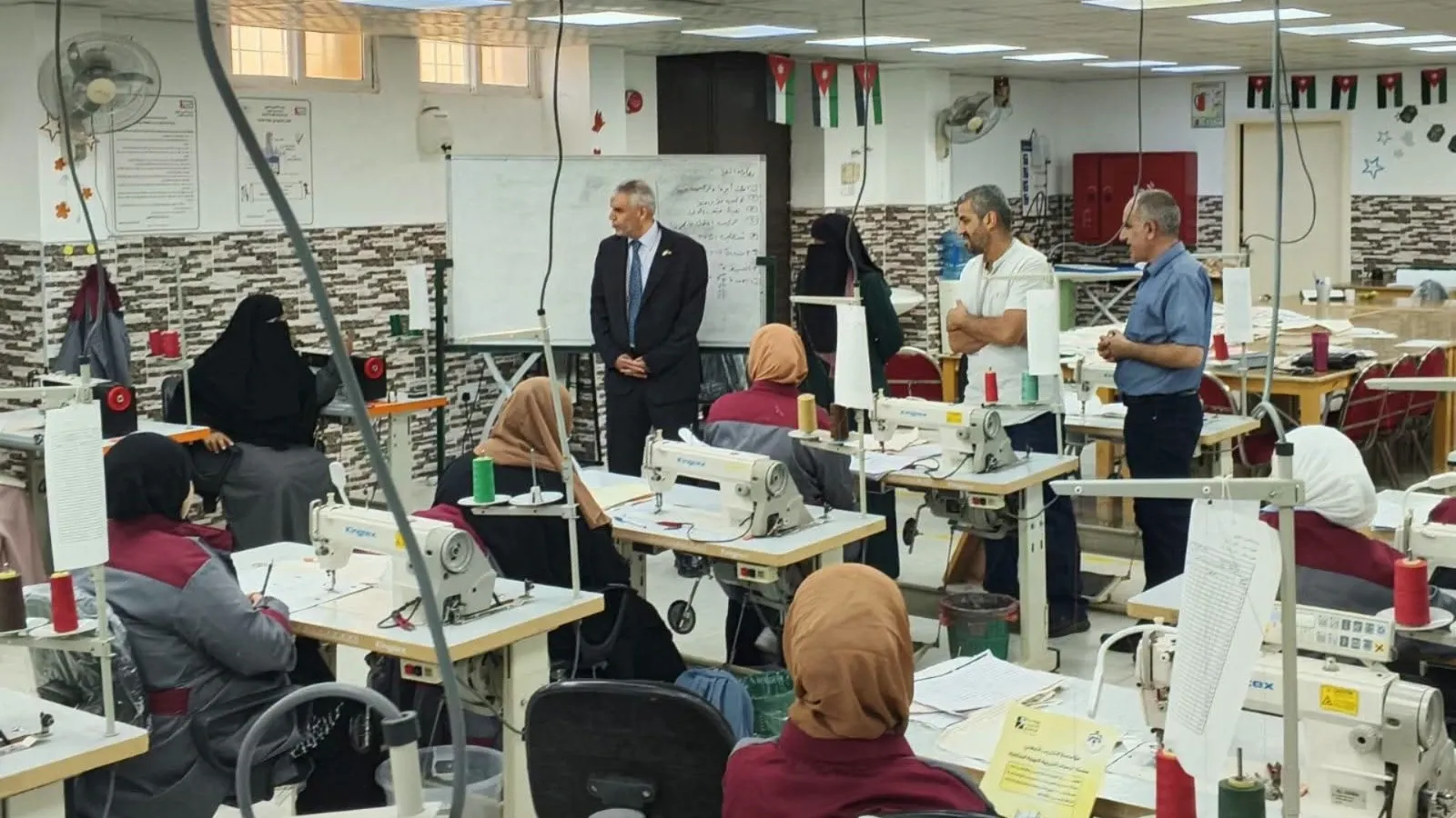 مدير التدريب المهني يتفقد معهد جرش