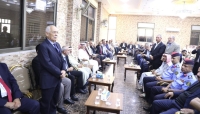 مندوبا عن الملك وولي العهد .. العيسوي يعزي عشيرة السعود
