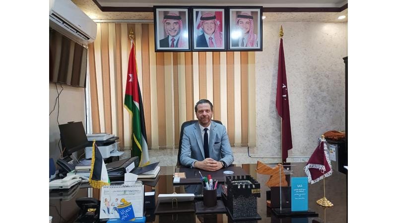 وائل أبو العزام.. ضجة كشفت مكانته في نفوس الناس