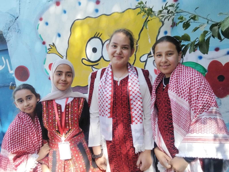بأجواء وطنية وحماسية .. طلبة مدرسة هدى الفرقان في حلاوة ينتخبون أعضاء مجلس البرلمان المدرسي