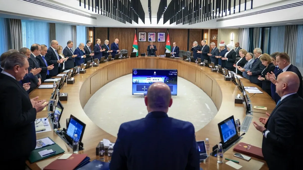 مجلس الوزراء يستهل جلسته اليوم بقراءة الفاتحة على أرواح شهداء العمليّة الإرهابية في الكرك