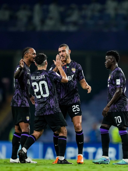 العين الإماراتي يهزم تراكتور الإيراني 2-1 ويتصدر مجموعته بالعلامة الكاملة في دوري أبطال آسيا للنخبة