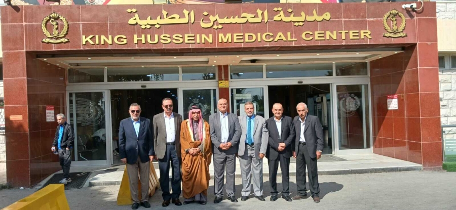 وفد من الهيئات الثقافية في محافظة البلقاء يزور مصابي حادثة كنيسة حمود في الكرك في المدينة الطبية