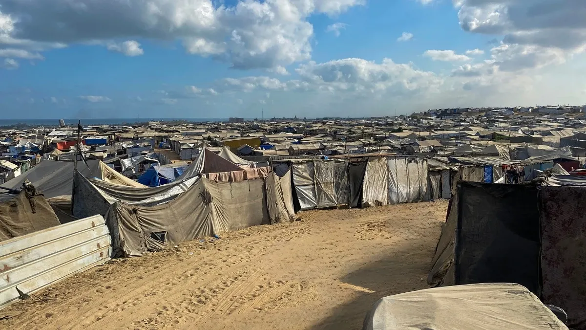 وفاة طفلتين بحريق خيمة للنازحين بمواصي خانيونس
