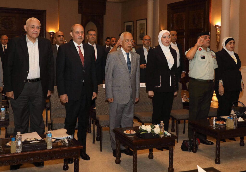 توقيع اتفاقيات لإنشاء فروع لمصانع في 4 محافظات ضمن المبادرة الملكية للفروع الإنتاجية..صور
