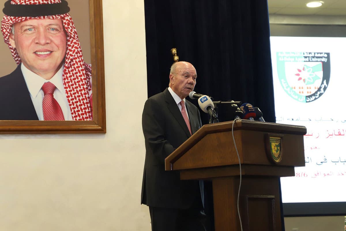 رئيس مجلس الأعيان: الملك يولي اهتماما كبيرا بالشباب