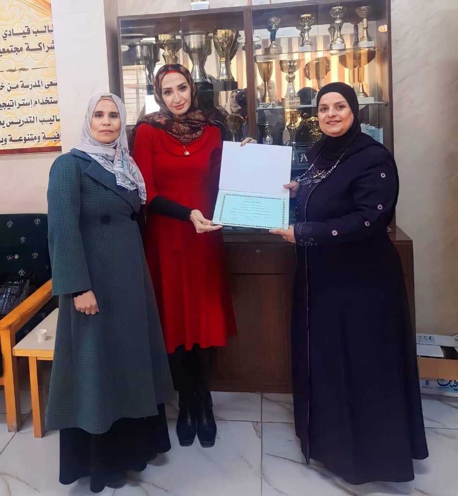 مدير الشؤون الإدارية والمالية في لواء الكورة تَرْعَى فعاليات الورشة التدريبية لقسم الإعلام في مدرسة تبنة الثانوية للبنات .. صور