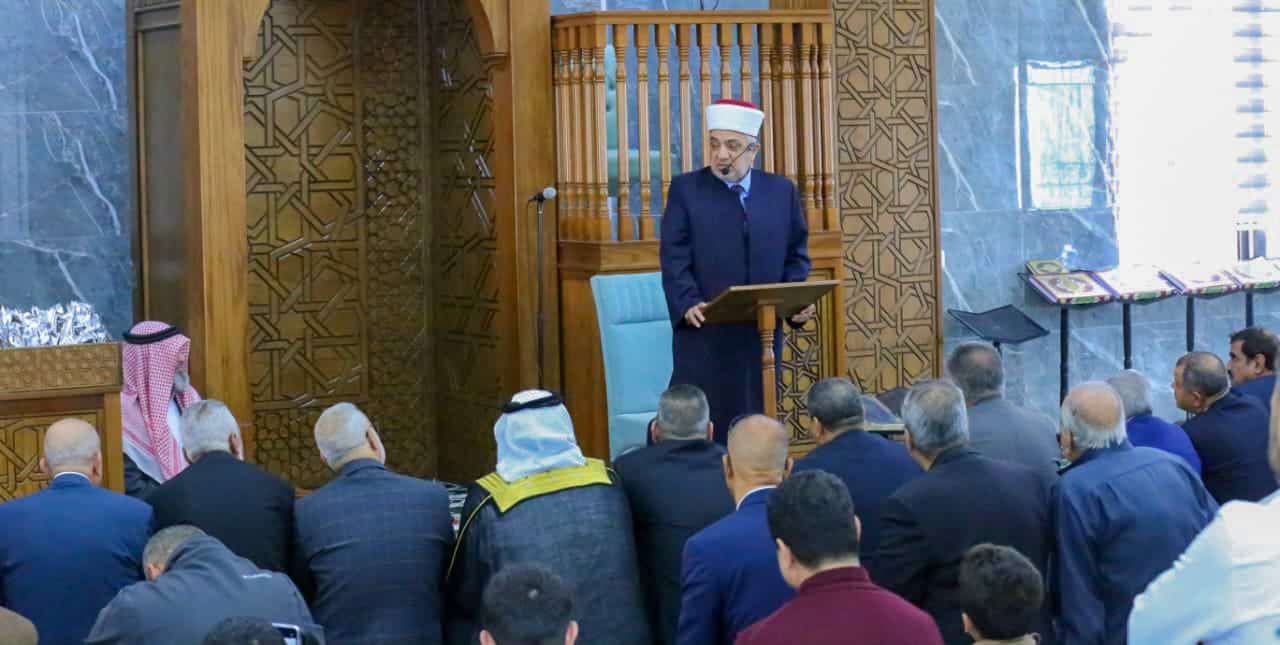 وزير الأوقاف يفتتح مسجد النبأ في ماركا الشماليّة
