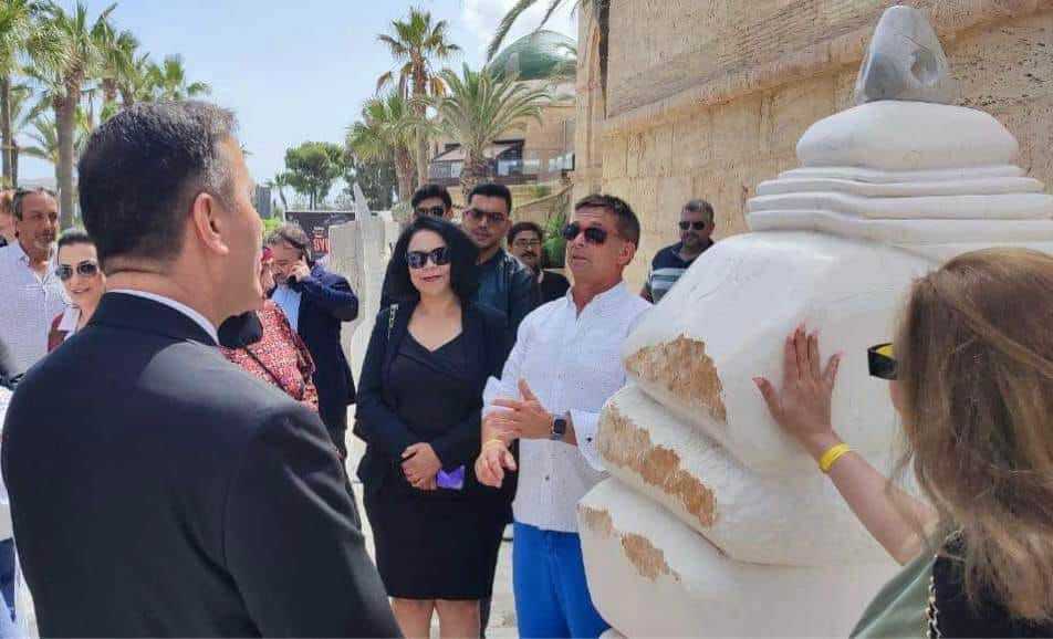 السفير الأردني في تونس يرعى فعاليات "معاً" للفن المعاصر بمشاركة فنانين من 23 دولة .. صور