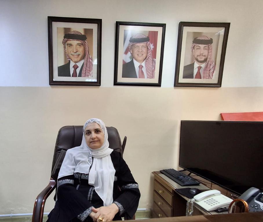 المومني تترأس الاجتماع التحضيري لانطلاق البرنامج الوطني الصيفي "بصمة". 1 المومني تترأس الاجتماع التحضيري لانطلاق البرنامج الوطني الصيفي "بصمة".