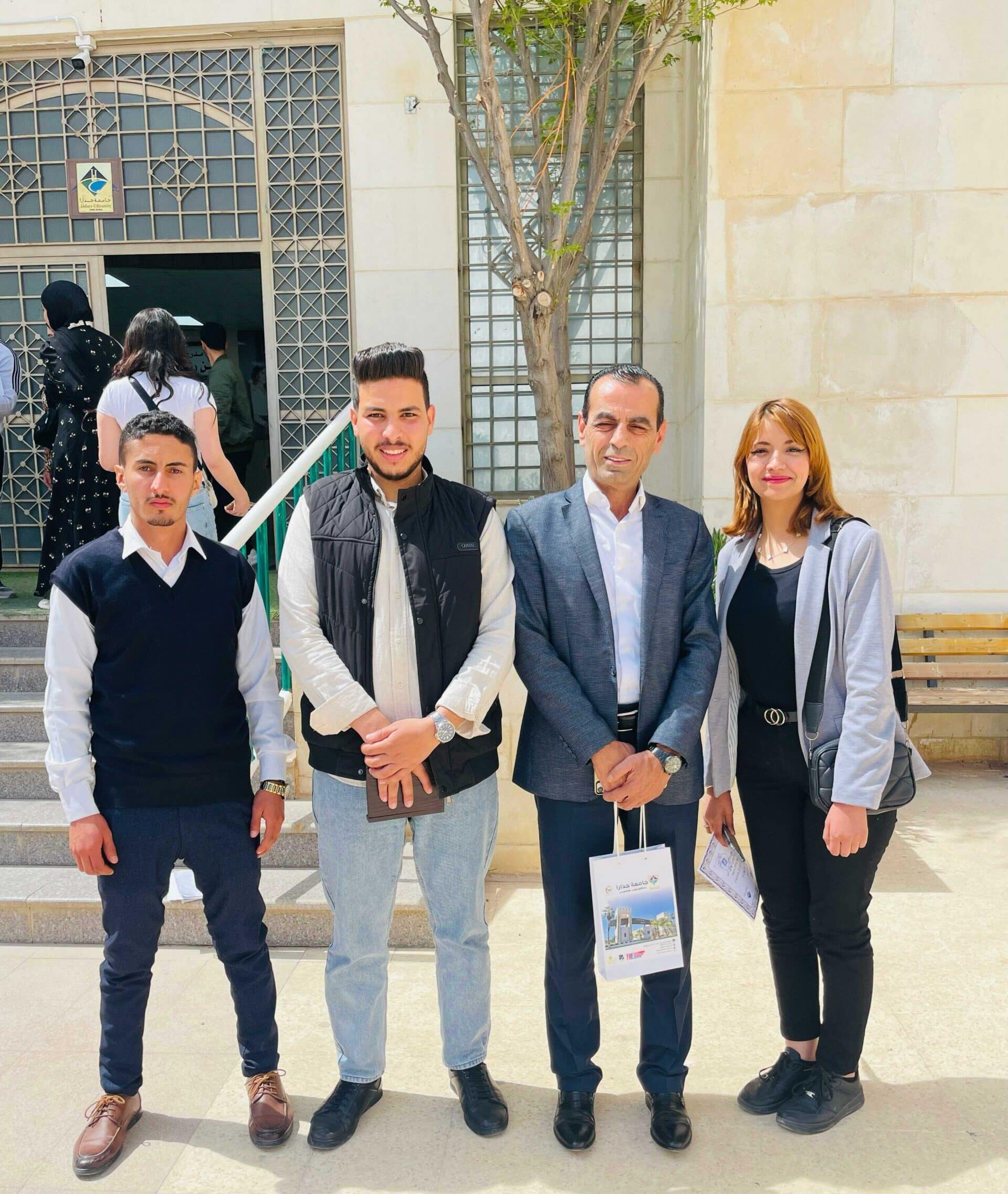 احتفاء بخريجي "ملتقى التغيير" وتكريم المدربين والمشاركين في حفل مميز