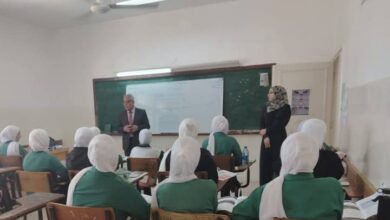 الخصاونة يتفقد عدداً من مدارس لواءي الطيبة والوسطية