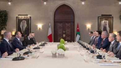 الملك ورئيس وزراء مالطا يبحثان العلاقات الثنائية والمستجدات في الإقليم