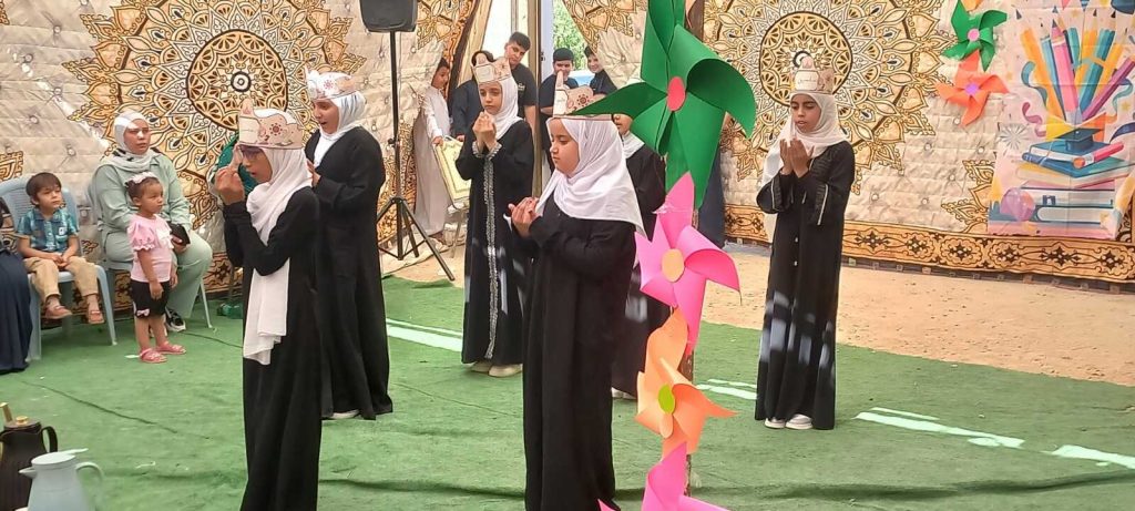هديرس يرعى حفل تخريج طلبة مدرسة دروب المعرفة في منطقة الجوفة