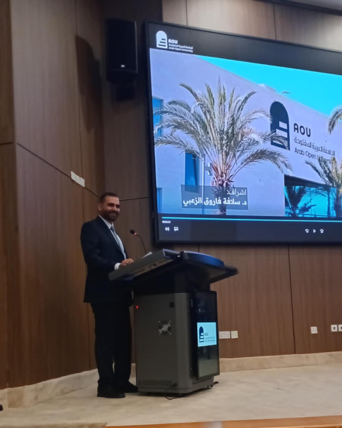 محمد العبادلة النعيمات يناقش مشروع تخرجه في الجامعة العربية المفتوحة بعنوان "اكتشف بلدك" 1 محمد العبادلة النعيمات يناقش مشروع تخرجه في الجامعة العربية المفتوحة بعنوان "اكتشف بلدك"