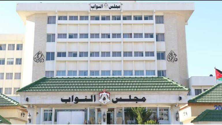تحرك نيابي لتسهيل العبور إلى سوريا وفتح معبر الرمثا قبيل عيد الأضحى 1 تحرك نيابي لتسهيل العبور إلى سوريا وفتح معبر الرمثا قبيل عيد الأضحى