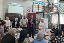 مركز شابات عجلون ينفذ تدريباً حول "صناعة قطع تراثية فنية باستخدام الشماغ الأردني"