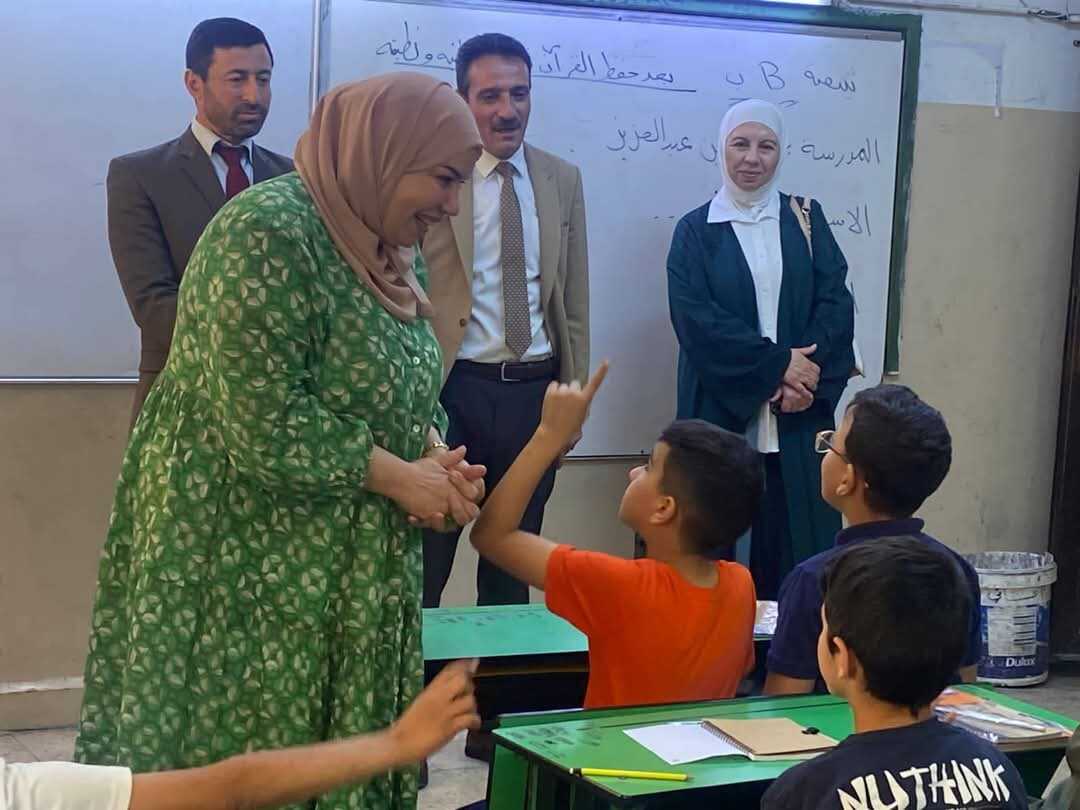الشطناوي تتفقد مدرستي عمر بن عبد العزيز الأساسية للبنين وميسون الدمشقية المختلطة