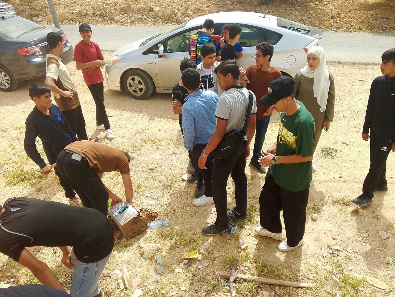 جلسة توعوية بيئية في مركز شباب عنجرة بالشراكة مع "أجيال السلام" 1 جلسة توعوية بيئية في مركز شباب عنجرة بالشراكة مع "أجيال السلام"