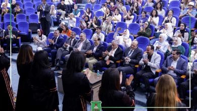 مركز اللّغات في الجامعة الأردنيّة يحتفي بمواهب طلّابه الأجانب في حفل تخرّجهم